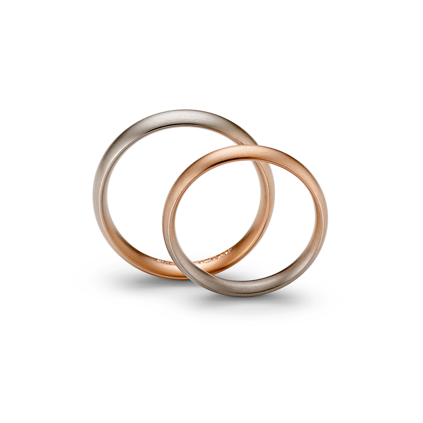 Trauringe Graugold 59 64-Niessing-Trauringe-Aura-Navette-N261590-Gold-scaled