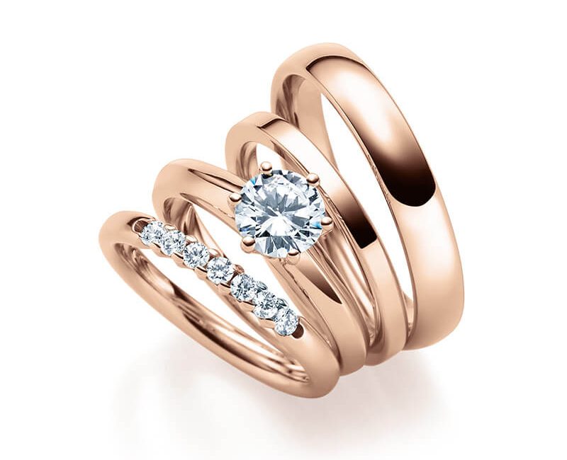 Ansicht des Rubin Rings Modell 4, angeboten von Adam Goldschmiede in Hagen.